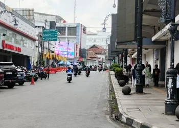 Kata Warga Soal Rencana Peninggian Trotoar di Kota Bandung hingga 50 Sentimeter